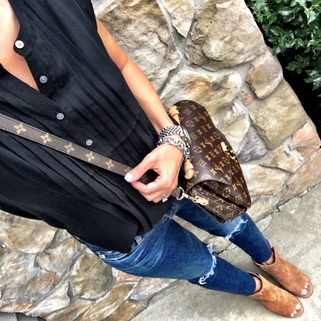 Fall, Louis Vuitton Pochette Metis