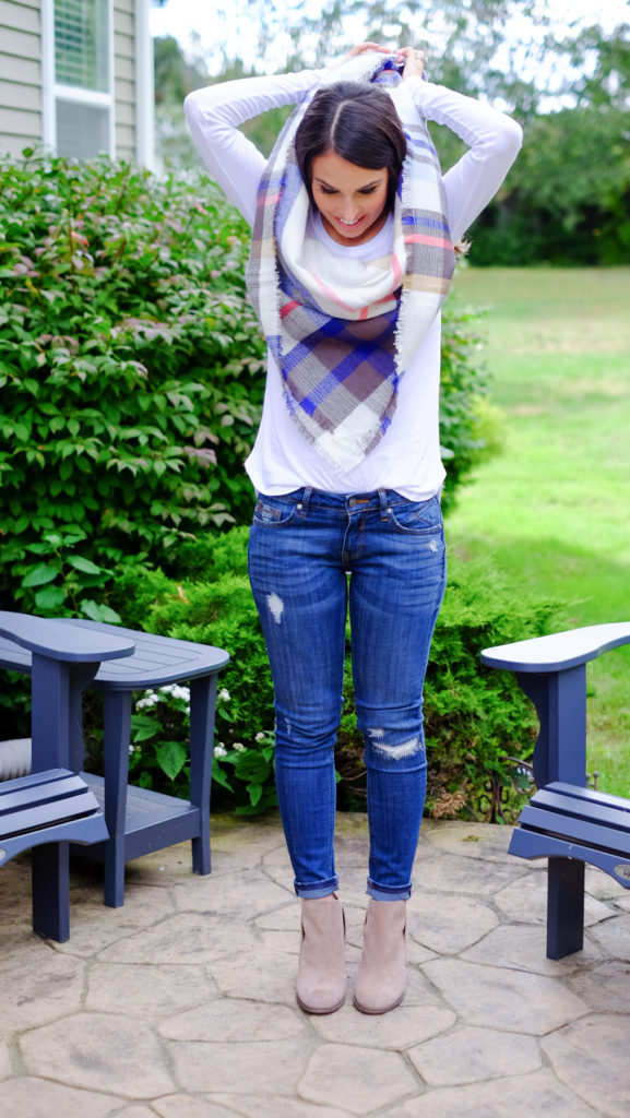 how-to-tie-a-square-blanket-scarf-4