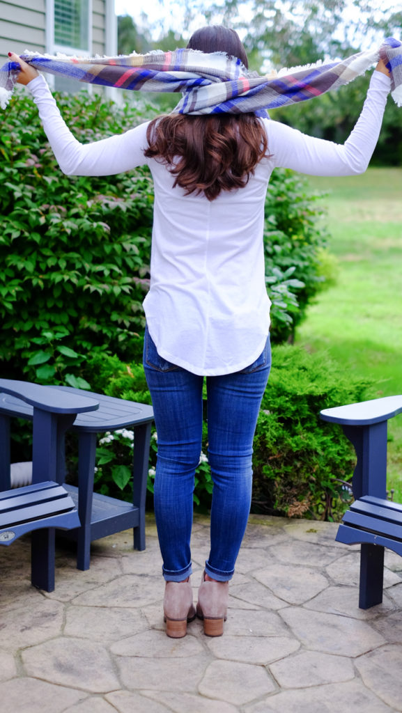 how-to-tie-a-square-blanket-scarf-5