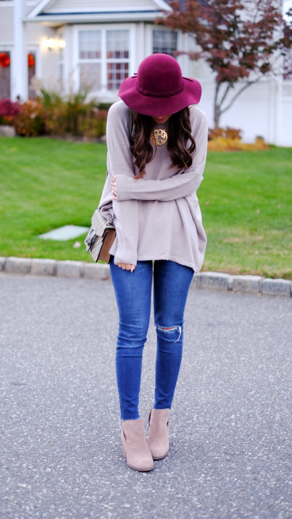 casual-fall-outfit-floppy-hat