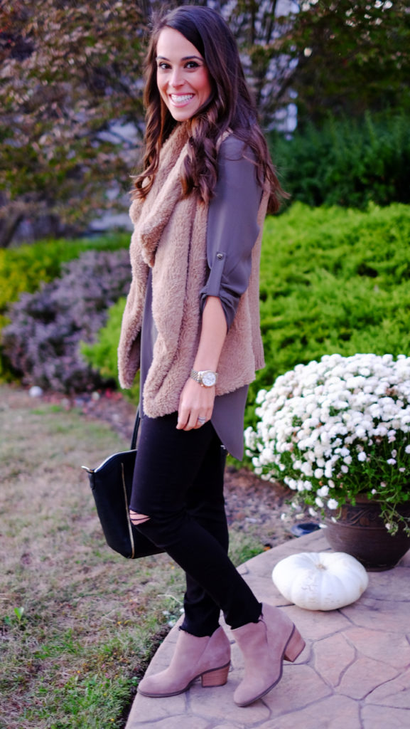 fall-faux-fur-vest-outfit