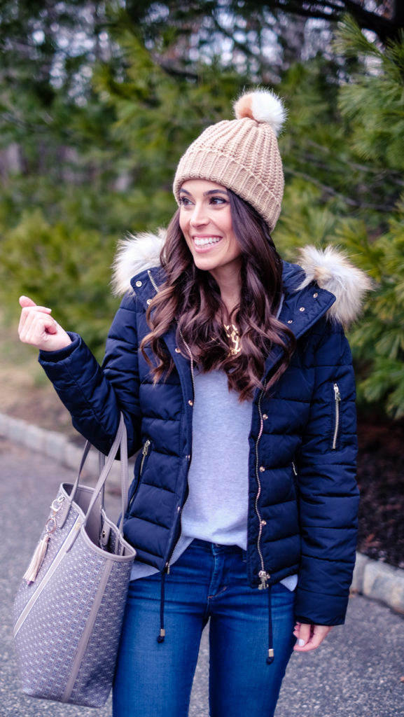 navy puffer jacket outfit