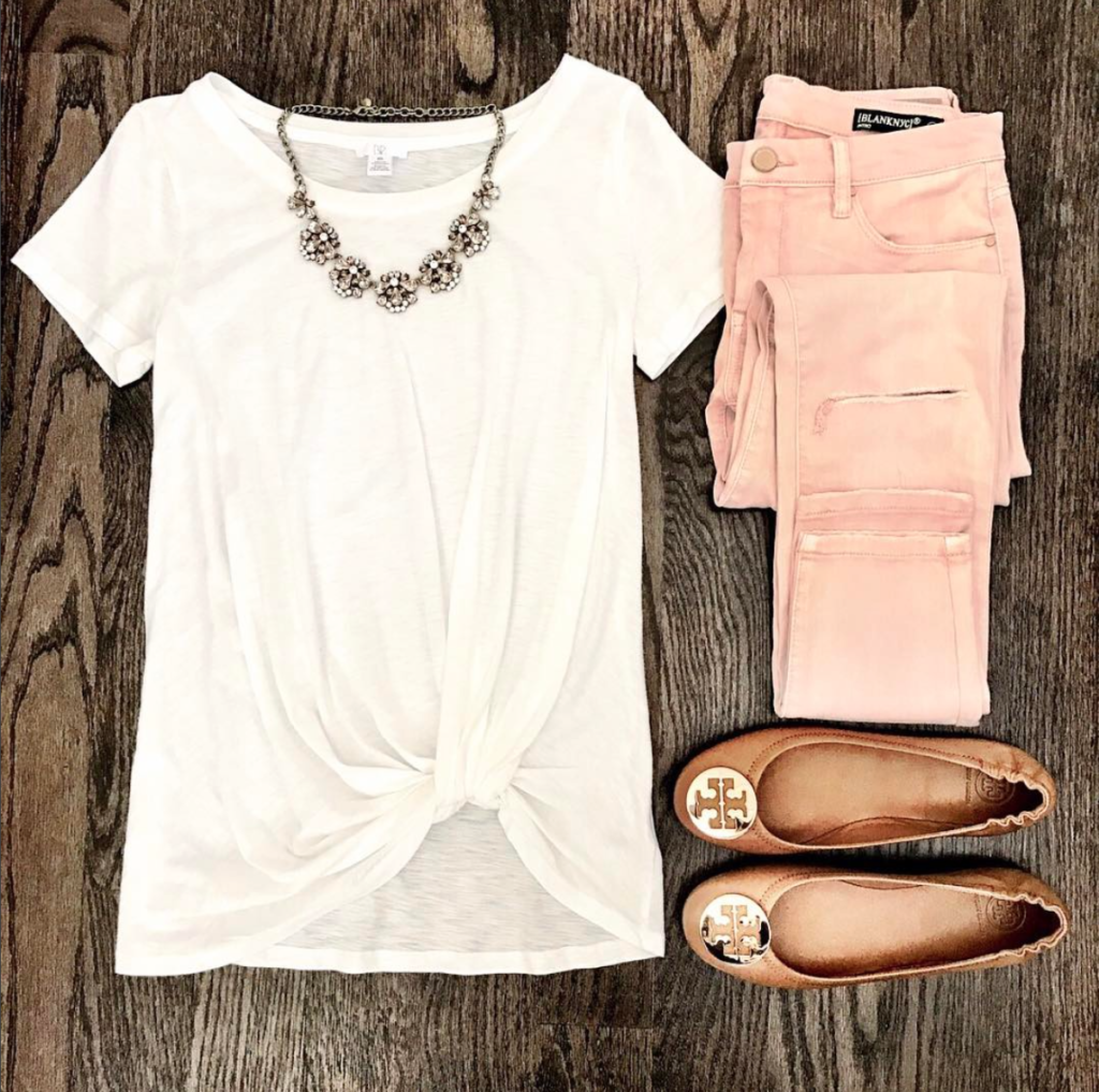 pink jeans outfit