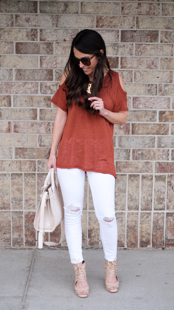 white jeans and neutral wedges outfit