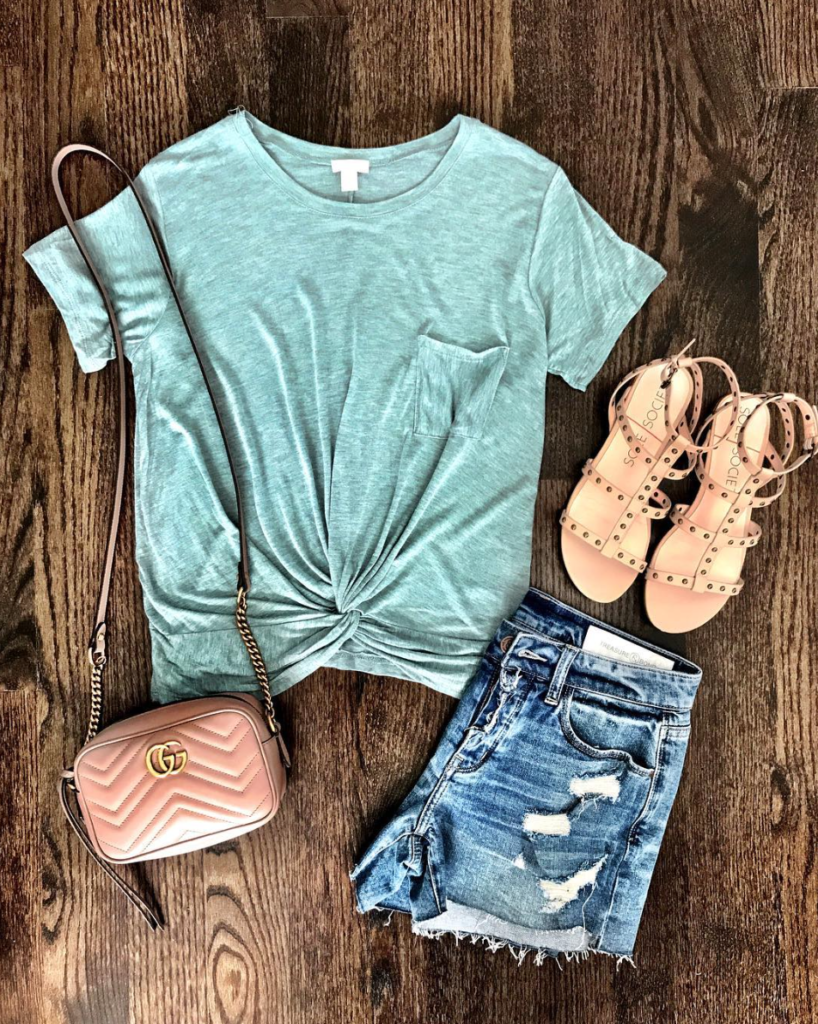 twist front tee