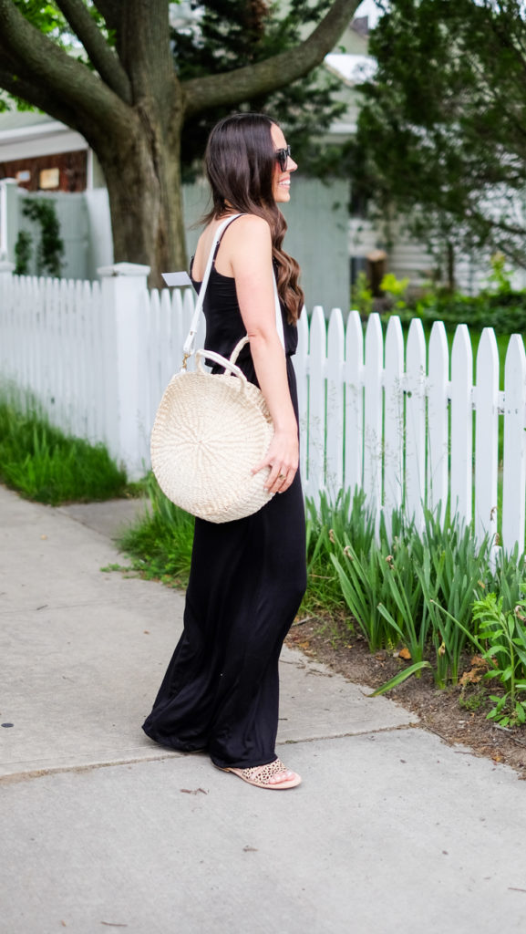 straw tote outfit