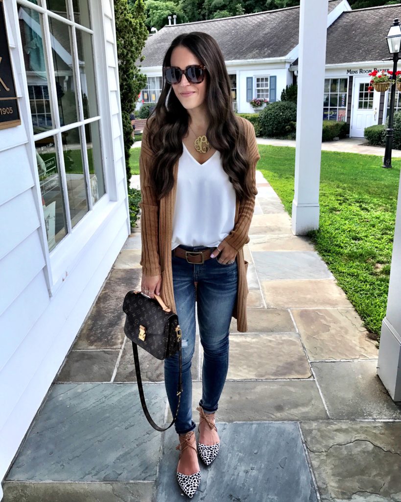 Louis Vuitton pochette Metis outfit